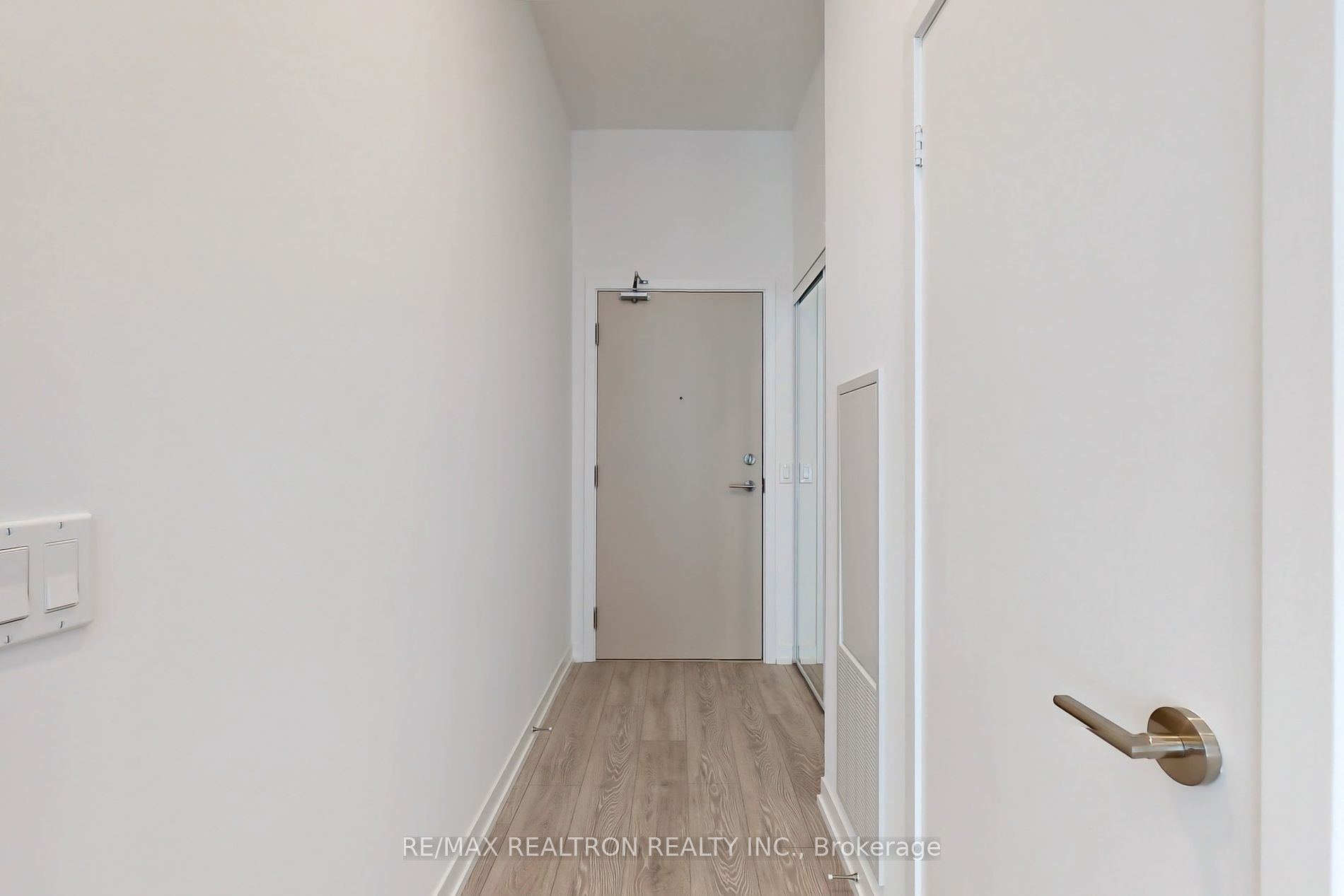 2020 Bathurst St, #225