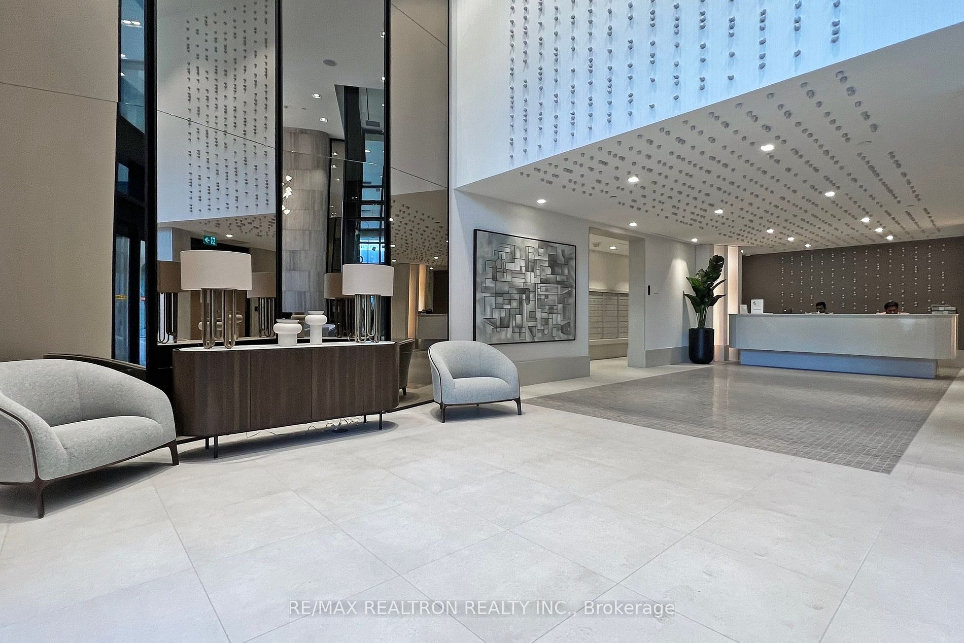2020 Bathurst St, #225
