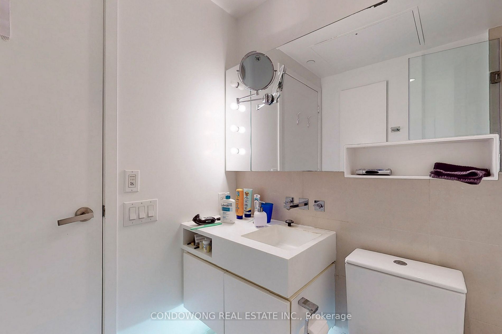 45 Charles St E, #1103