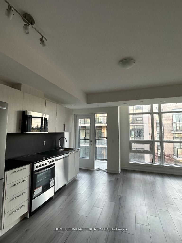 871 Sheppard Ave W, #36