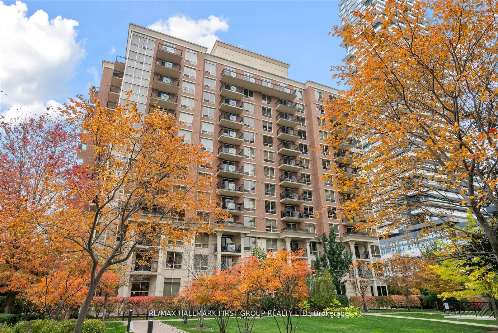 1103 Leslie Street, #1006