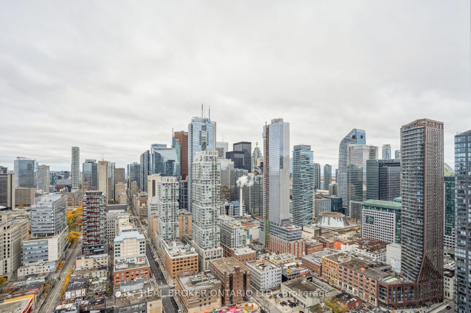318 Richmond St W, #3702