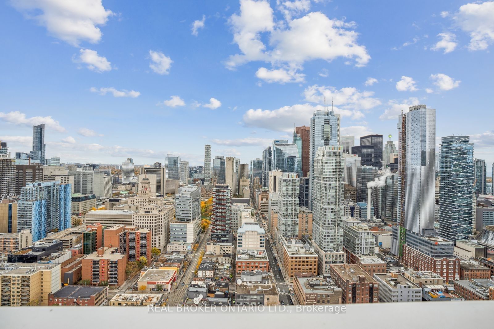 318 Richmond St W, #3702