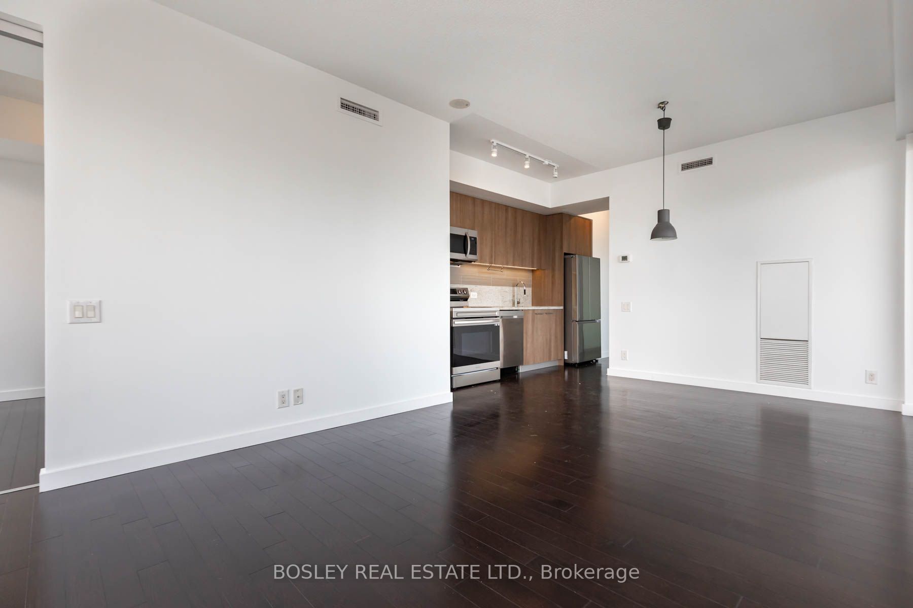 390 Cherry St, #2202