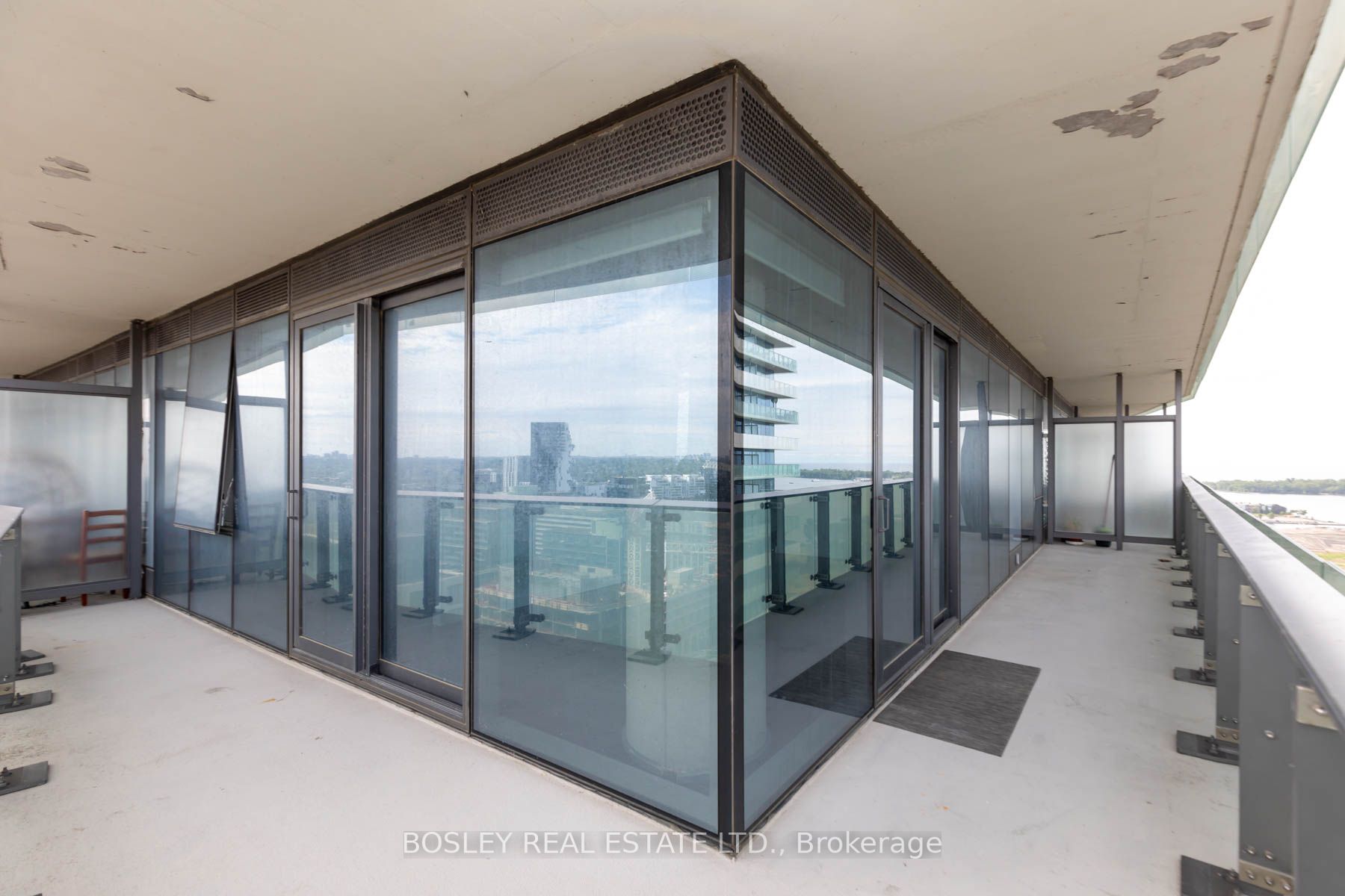 390 Cherry St, #2202