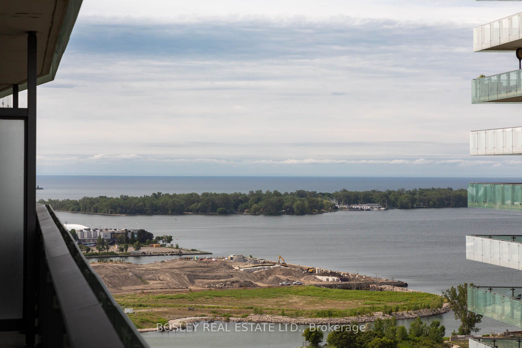 390 Cherry St, #2202