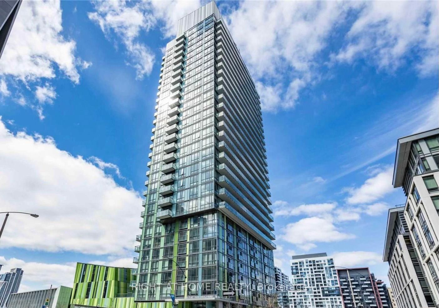 170 Fort York Blvd, #205