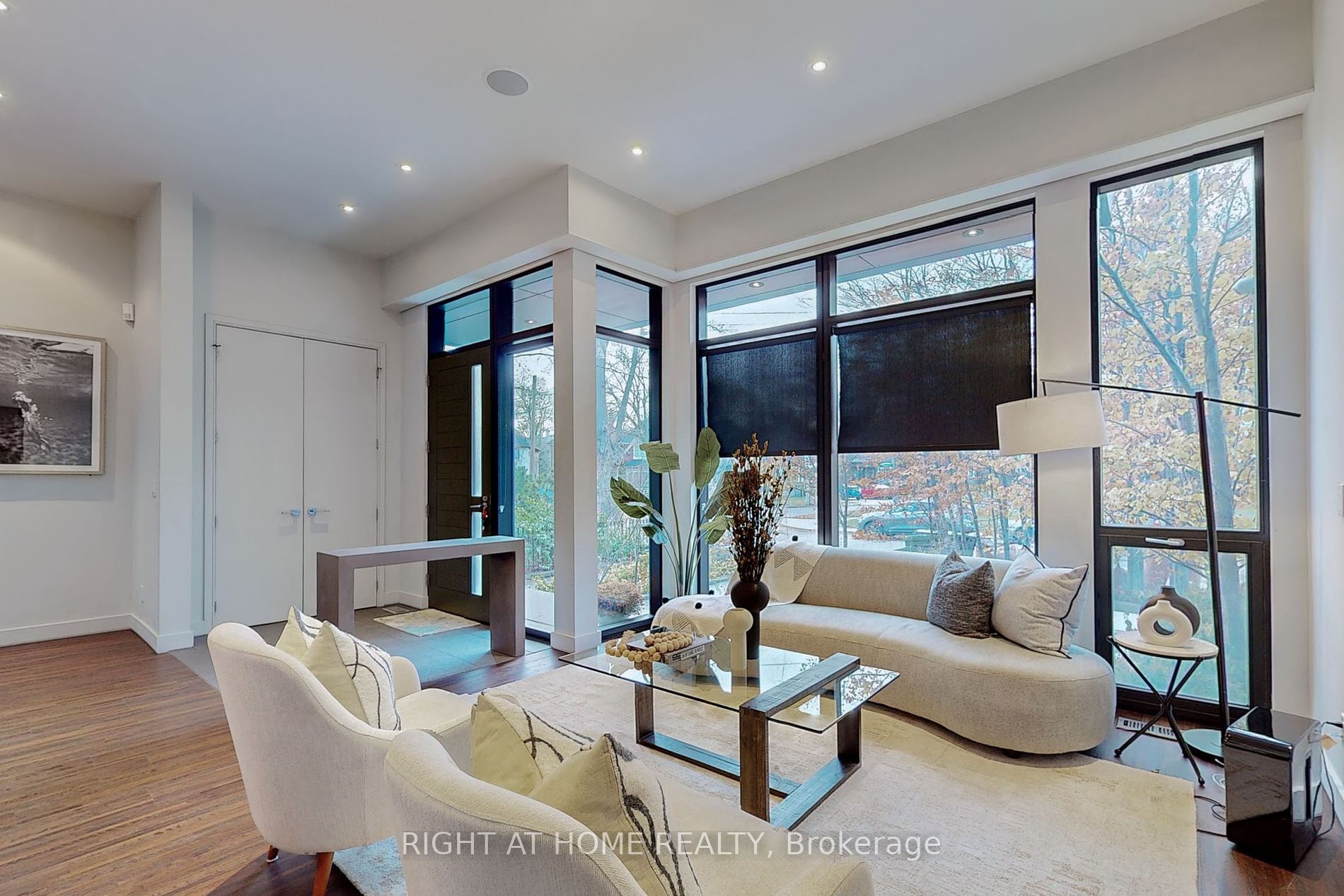 5 Braemar Avenue