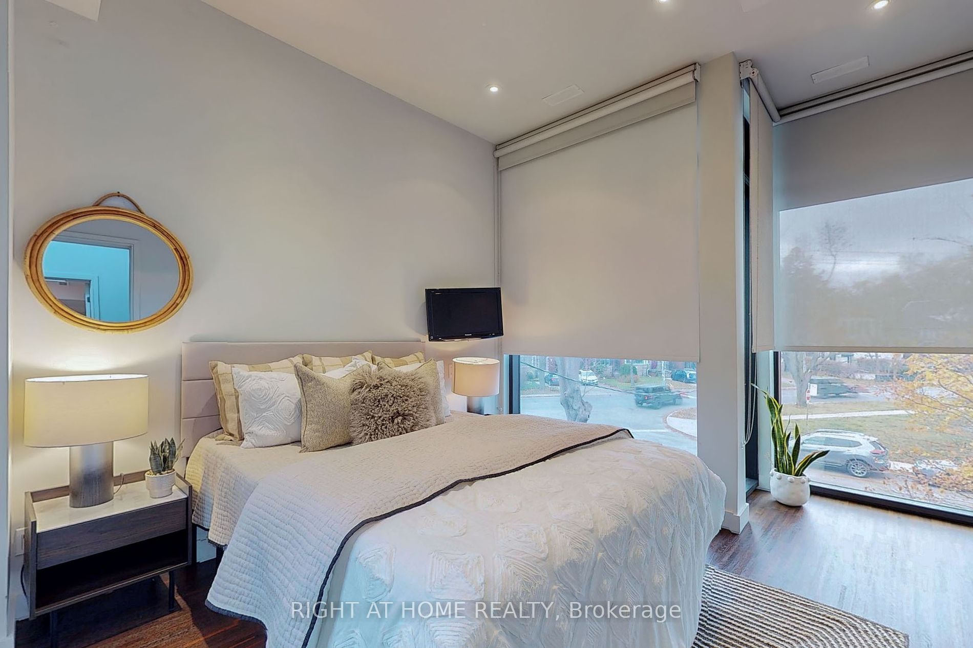 5 Braemar Avenue