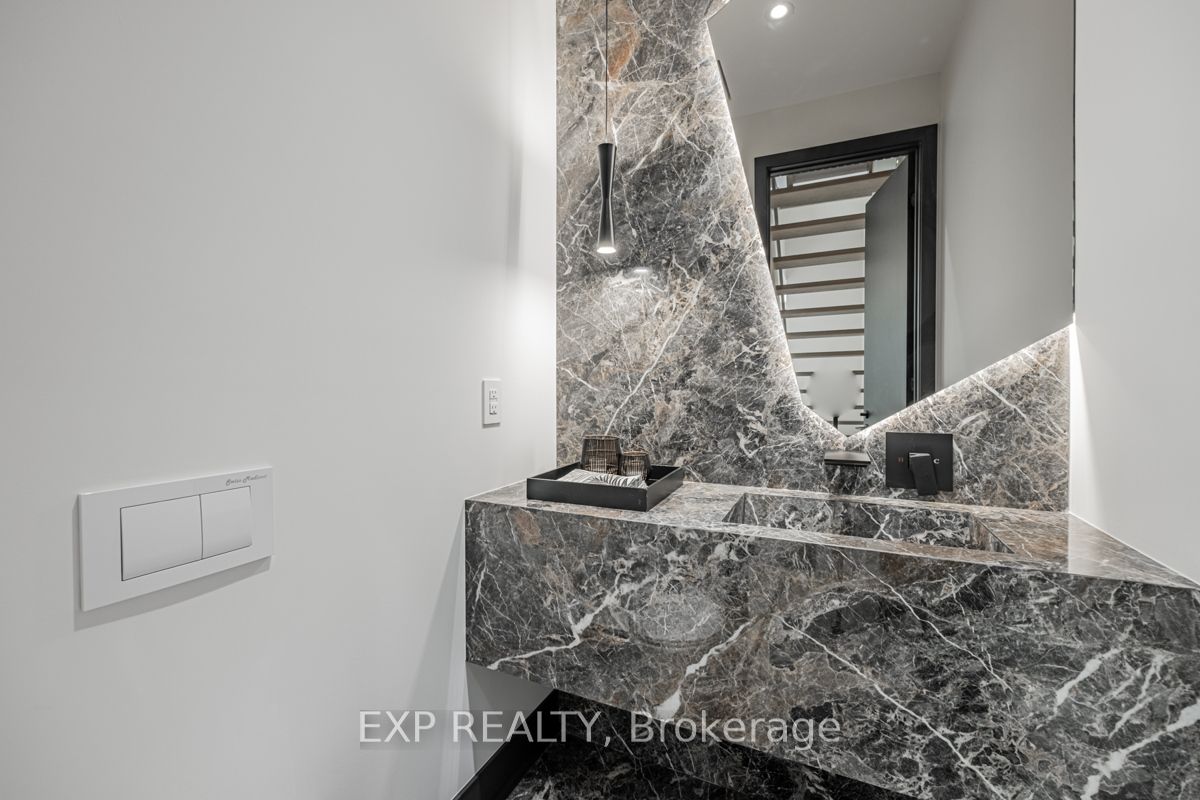 499 Rushton Rd