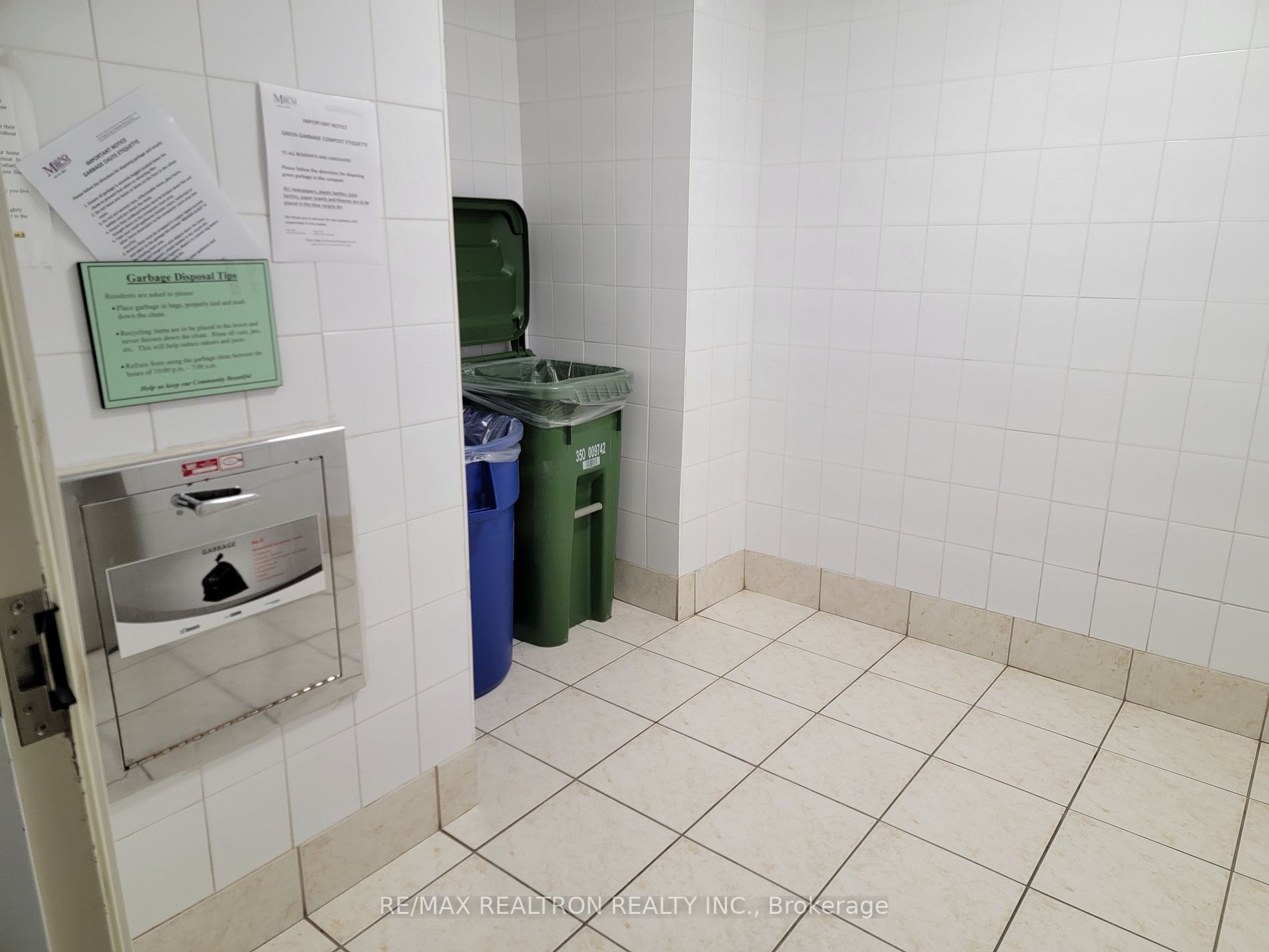 2 Neptune Dr, #801