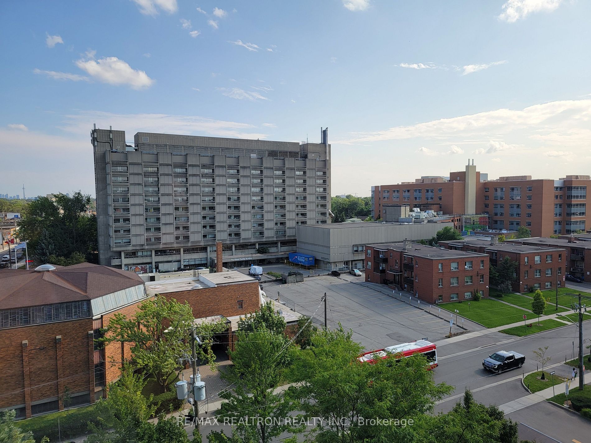 2 Neptune Dr, #801