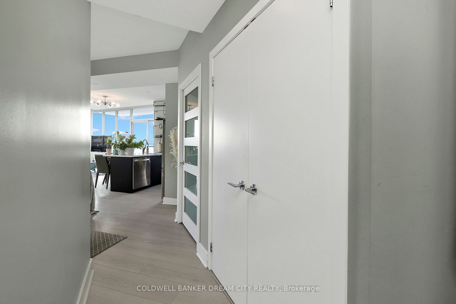 62 Forest Manor Rd, #1909