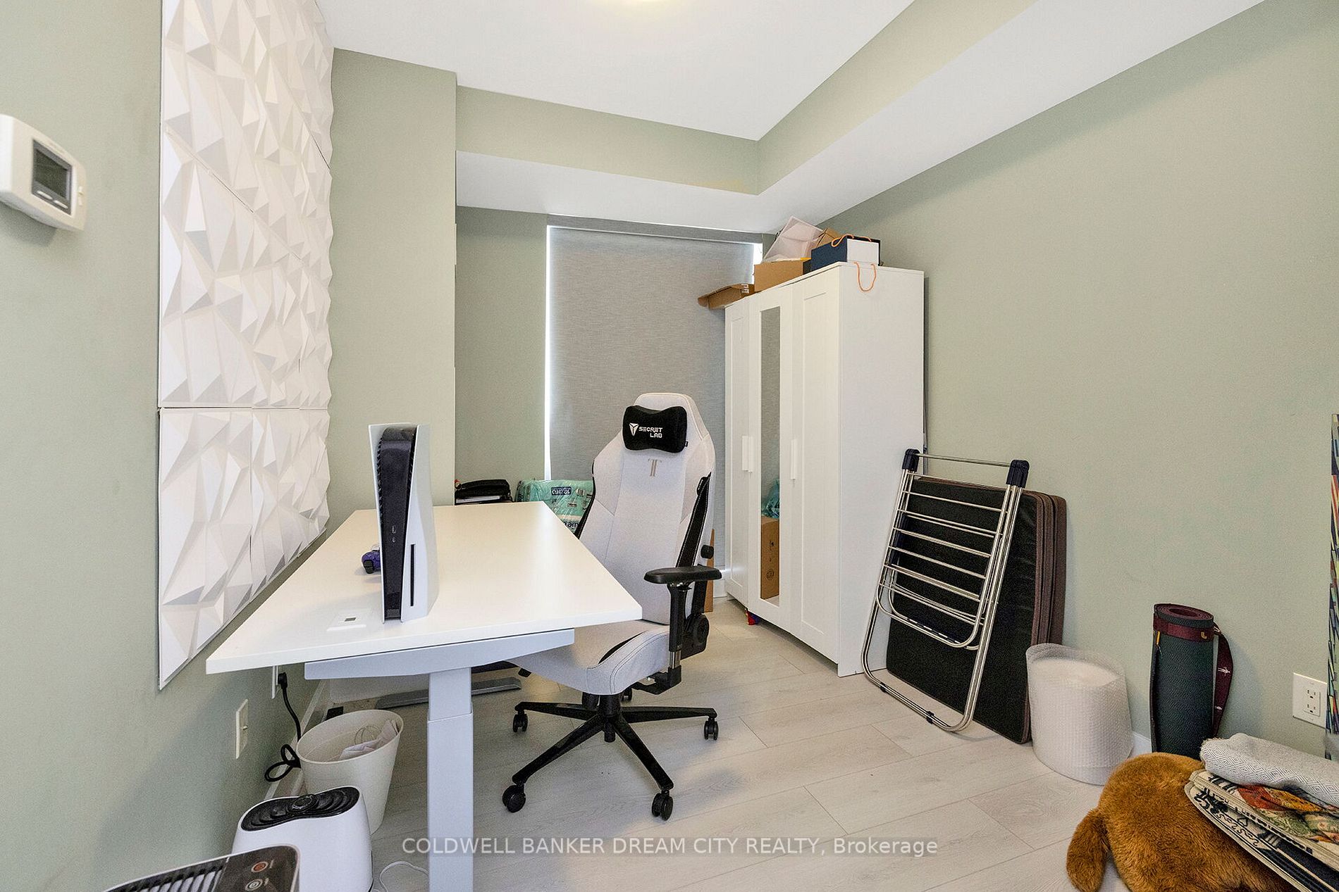 62 Forest Manor Rd, #1909