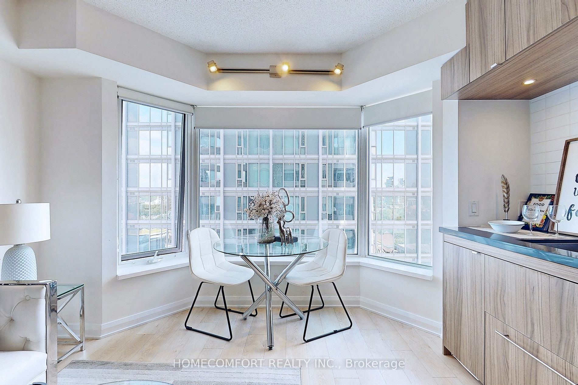 155 Yorkville Ave, #2011
