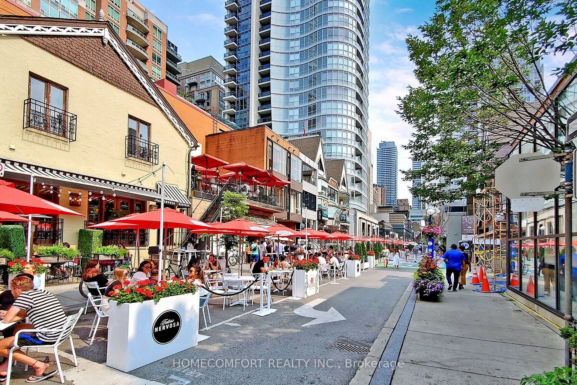 155 Yorkville Ave, #2011