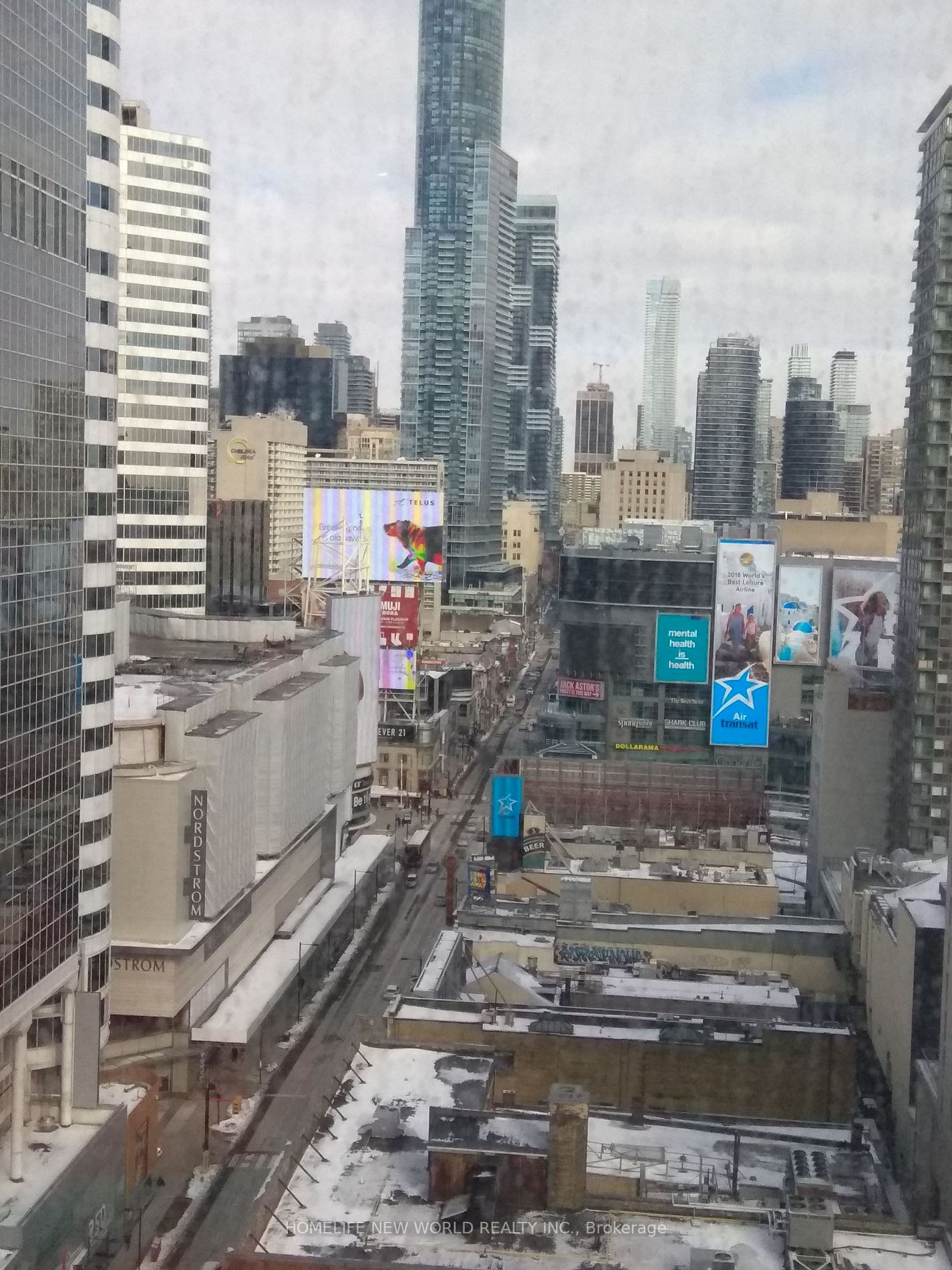 197 Yonge St, #1713
