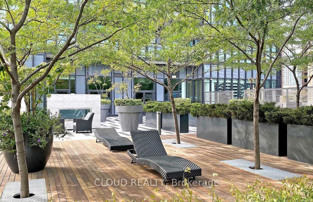 101 Charles Street E #4608