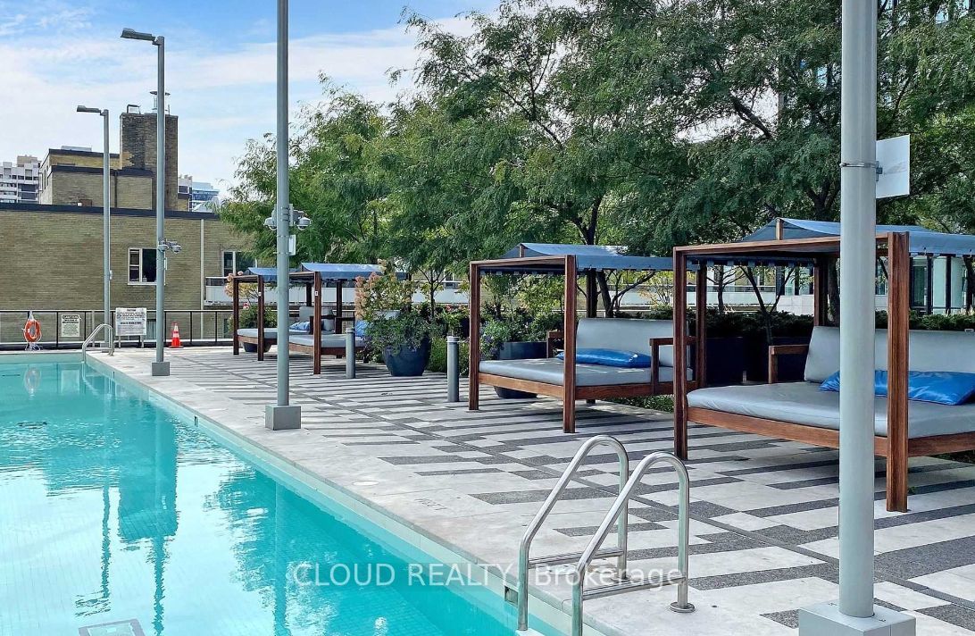 101 Charles Street E #4608
