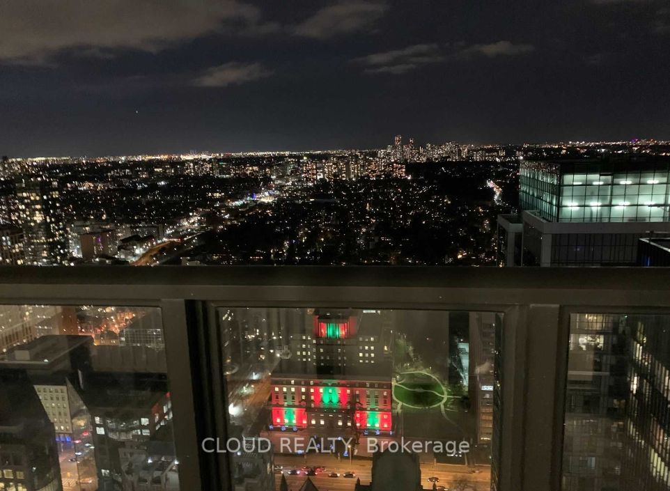 101 Charles Street E #4608