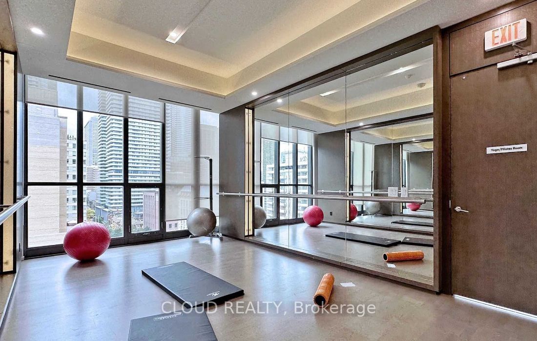 101 Charles Street E #4608