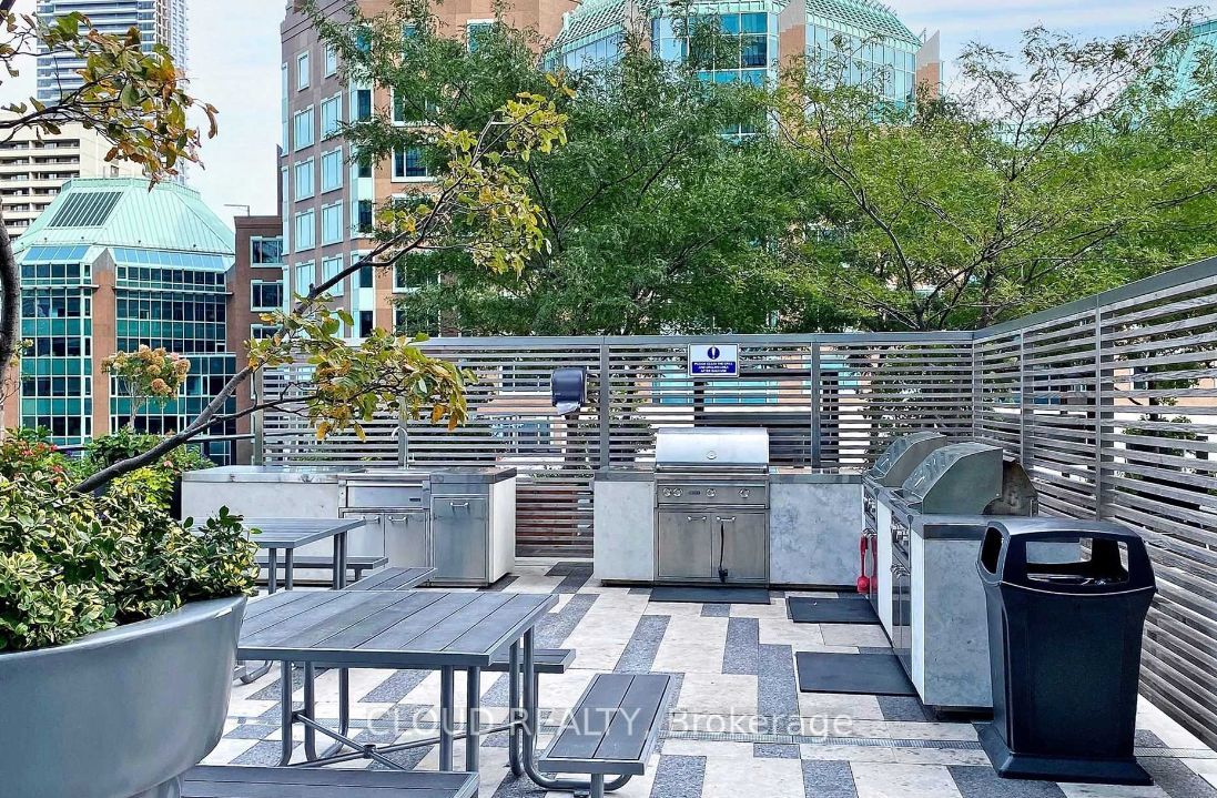101 Charles Street E #4608