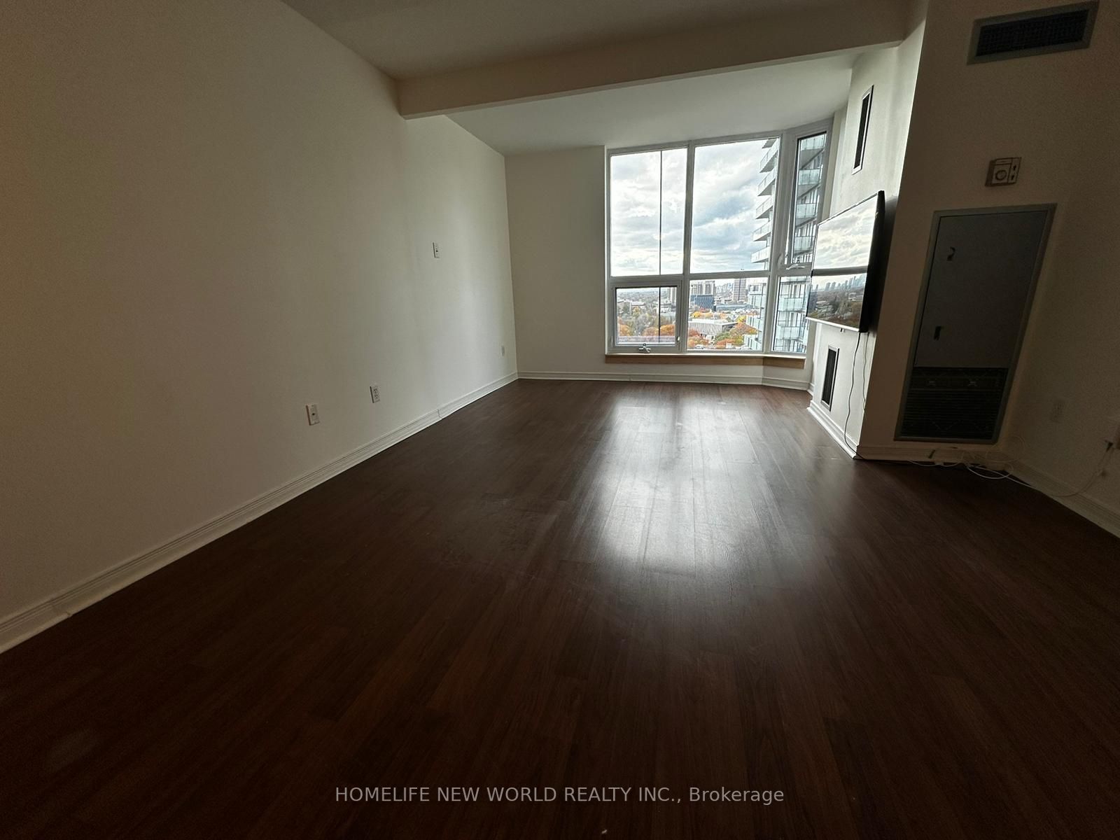 1055 Bay Street, #2012