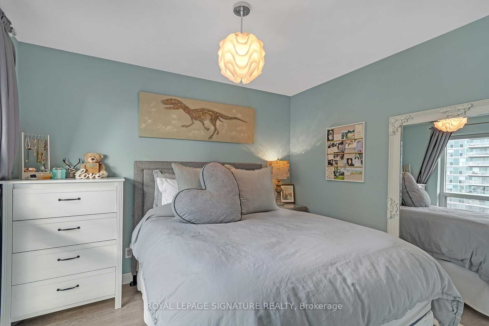 80 Western Battery Rd, #1812