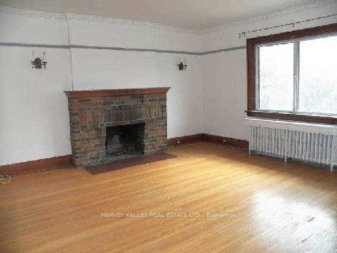 138 Chaplin Cres, #2