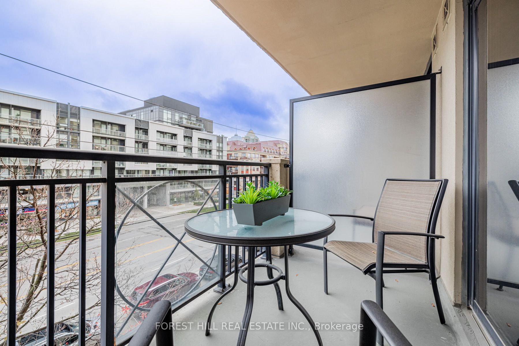 650 Sheppard Avenue E, #317