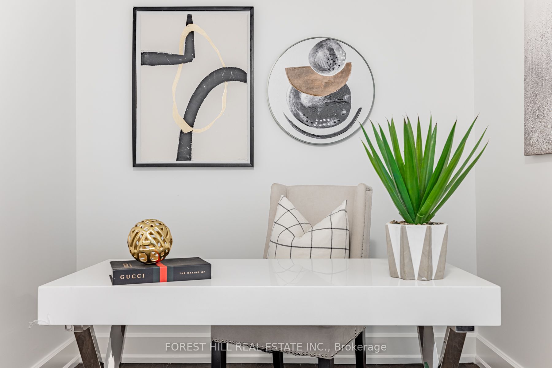 650 Sheppard Avenue E, #317