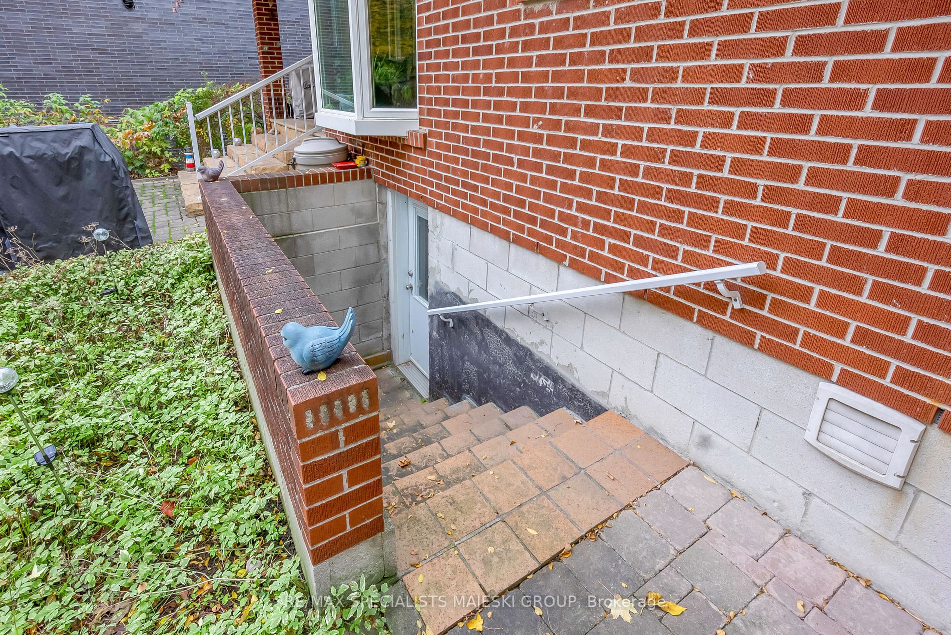 28 Bombay Avenue