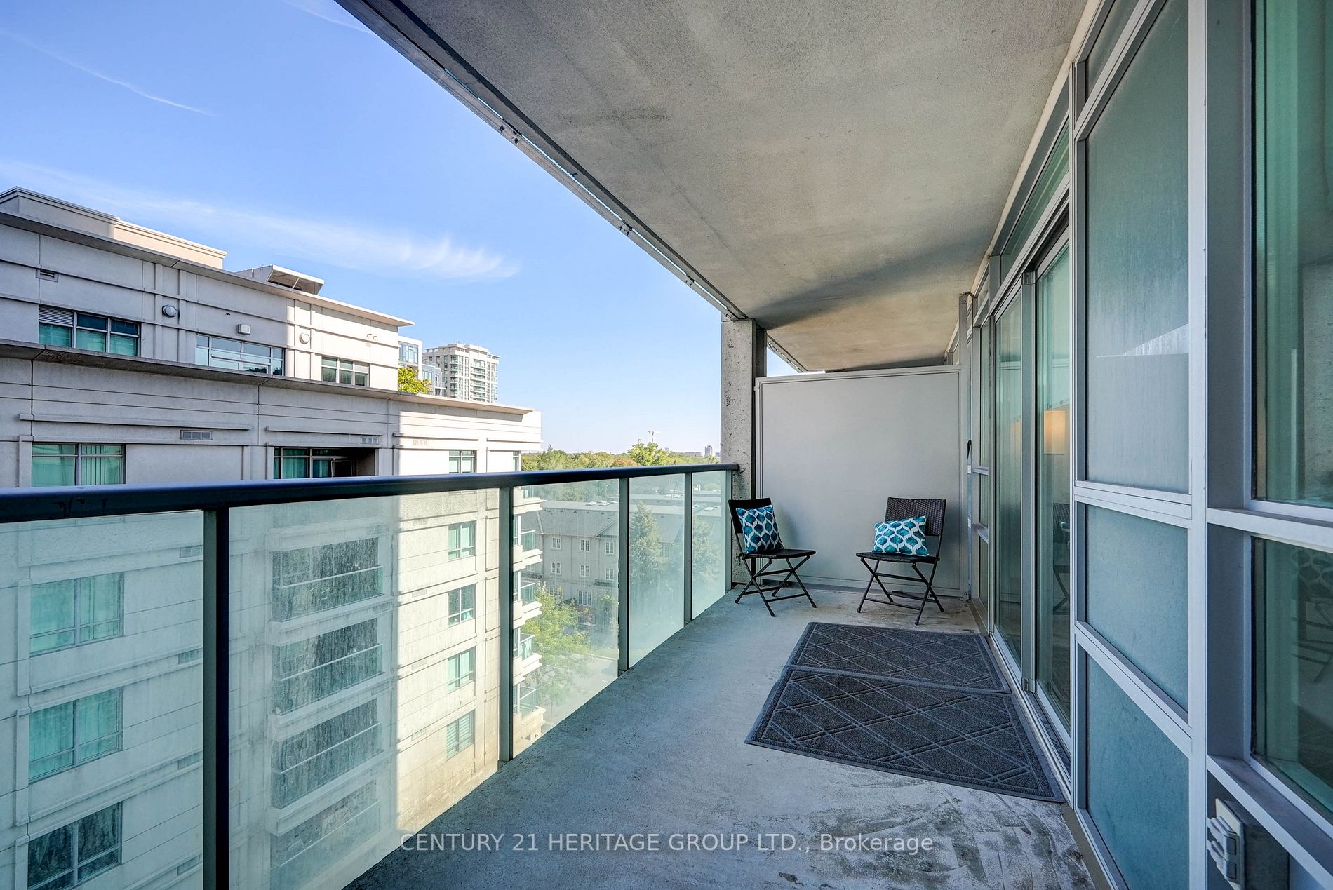 16 Harrison Garden Blvd, #612