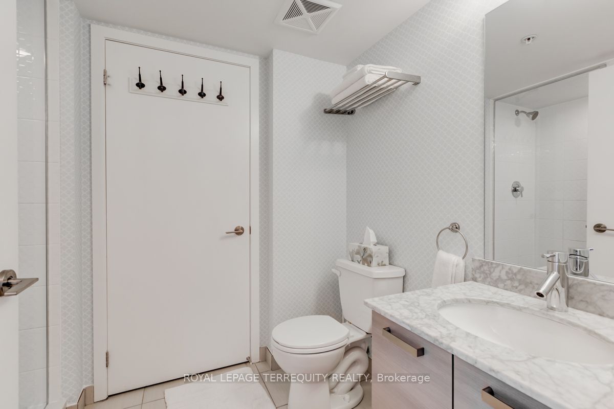 68 Abell St, #1030