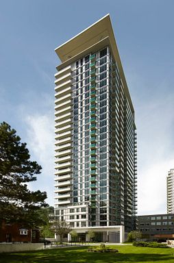 25 Broadway Ave, #605