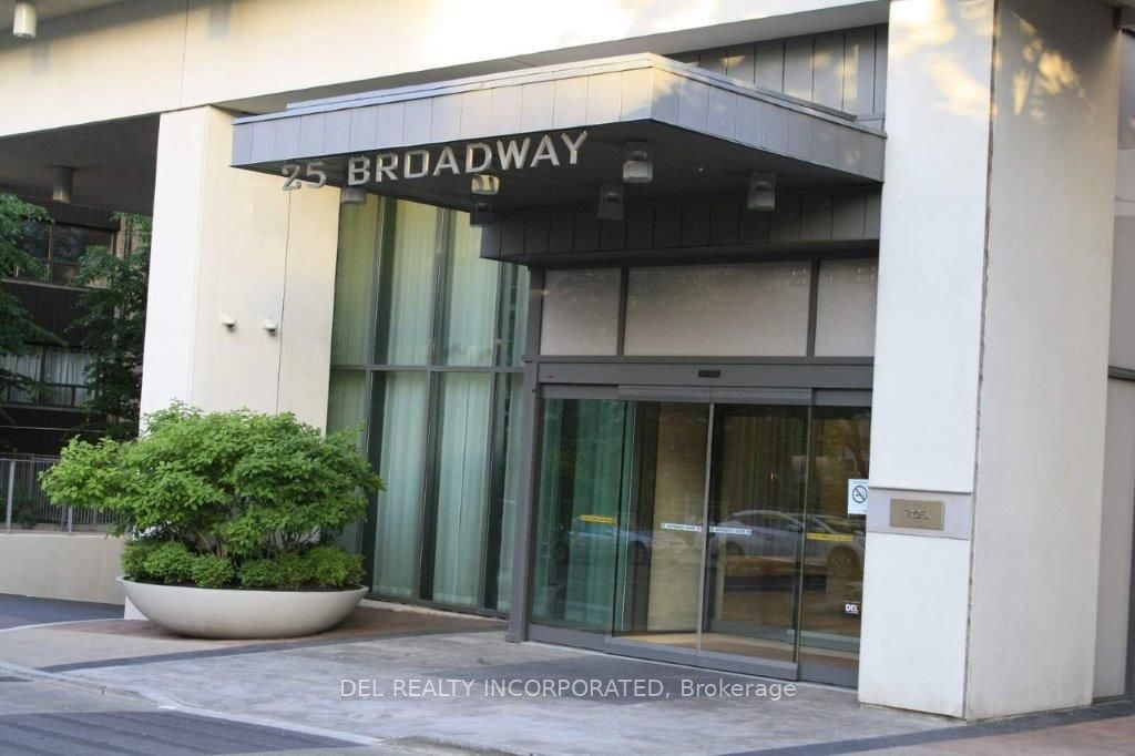 25 Broadway Ave, #605