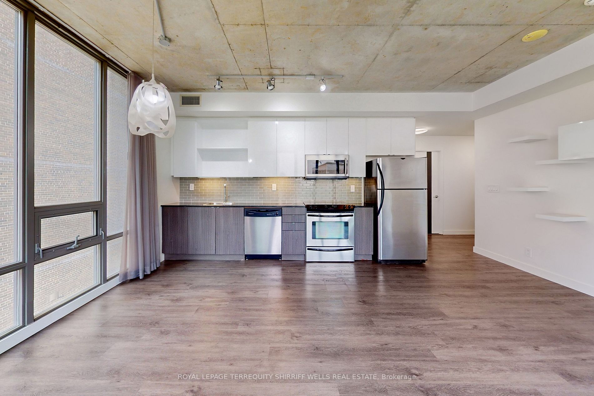 33 Lombard St, #502