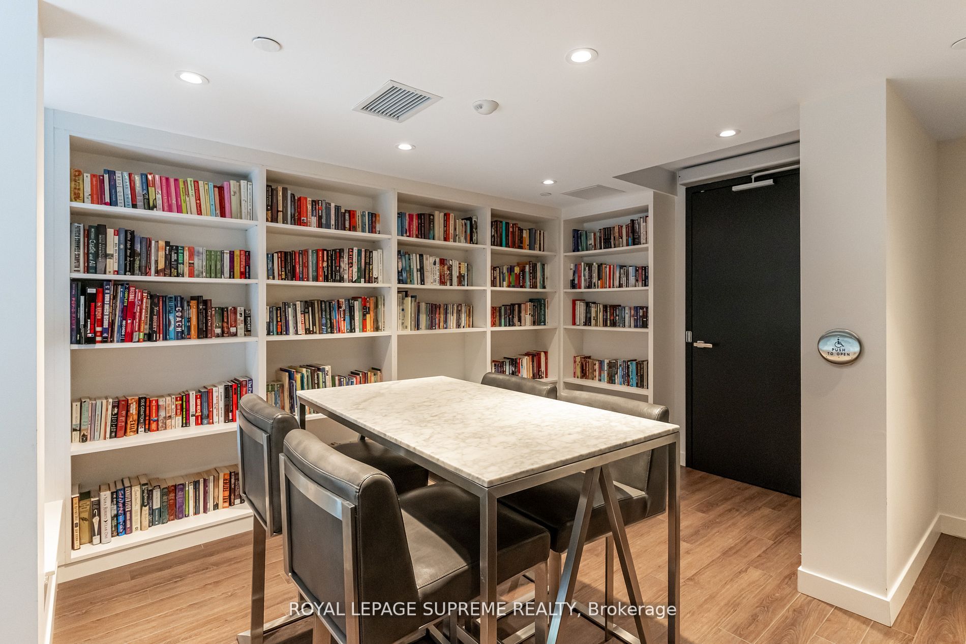 31 Tippett Road #547