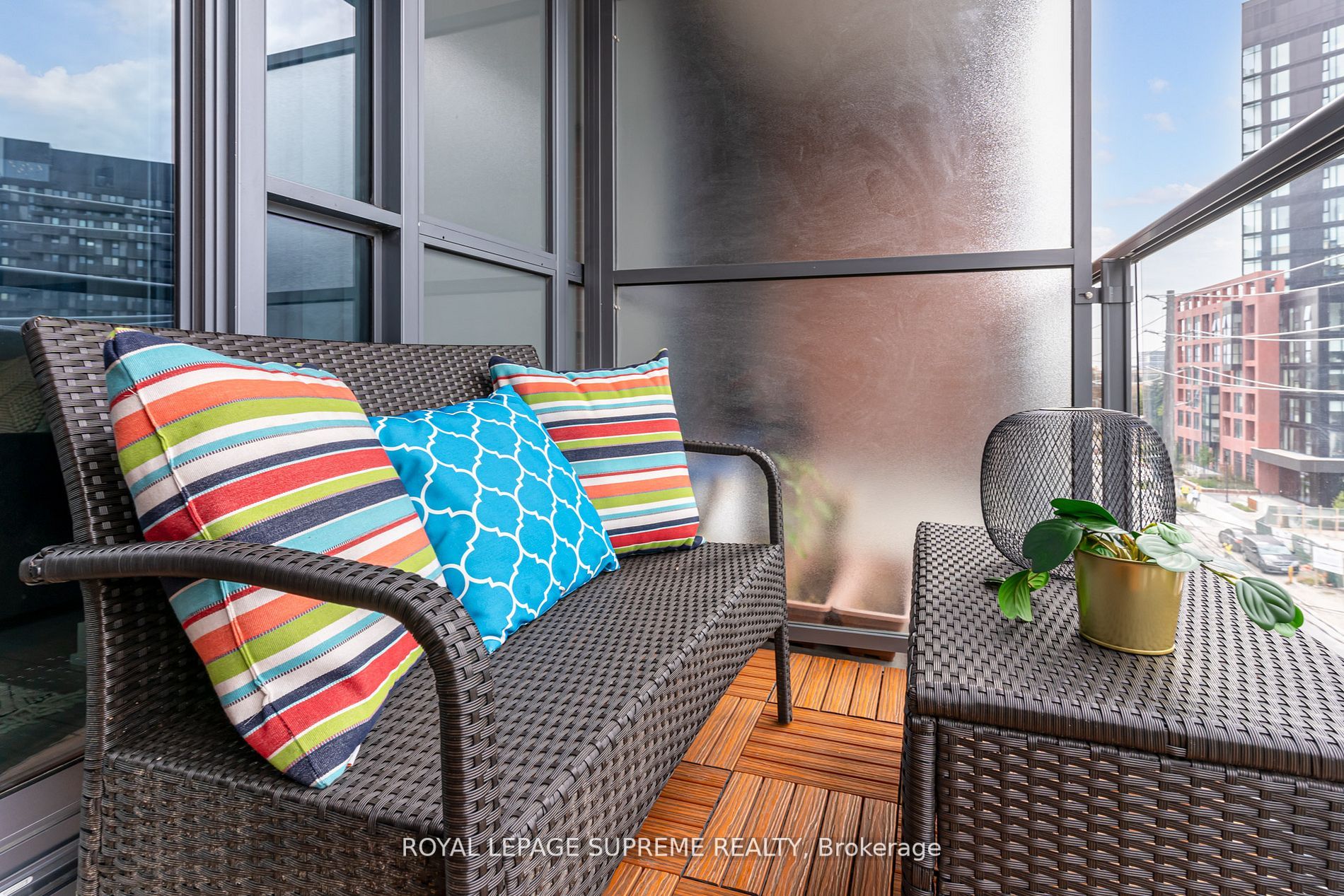 31 Tippett Road #547