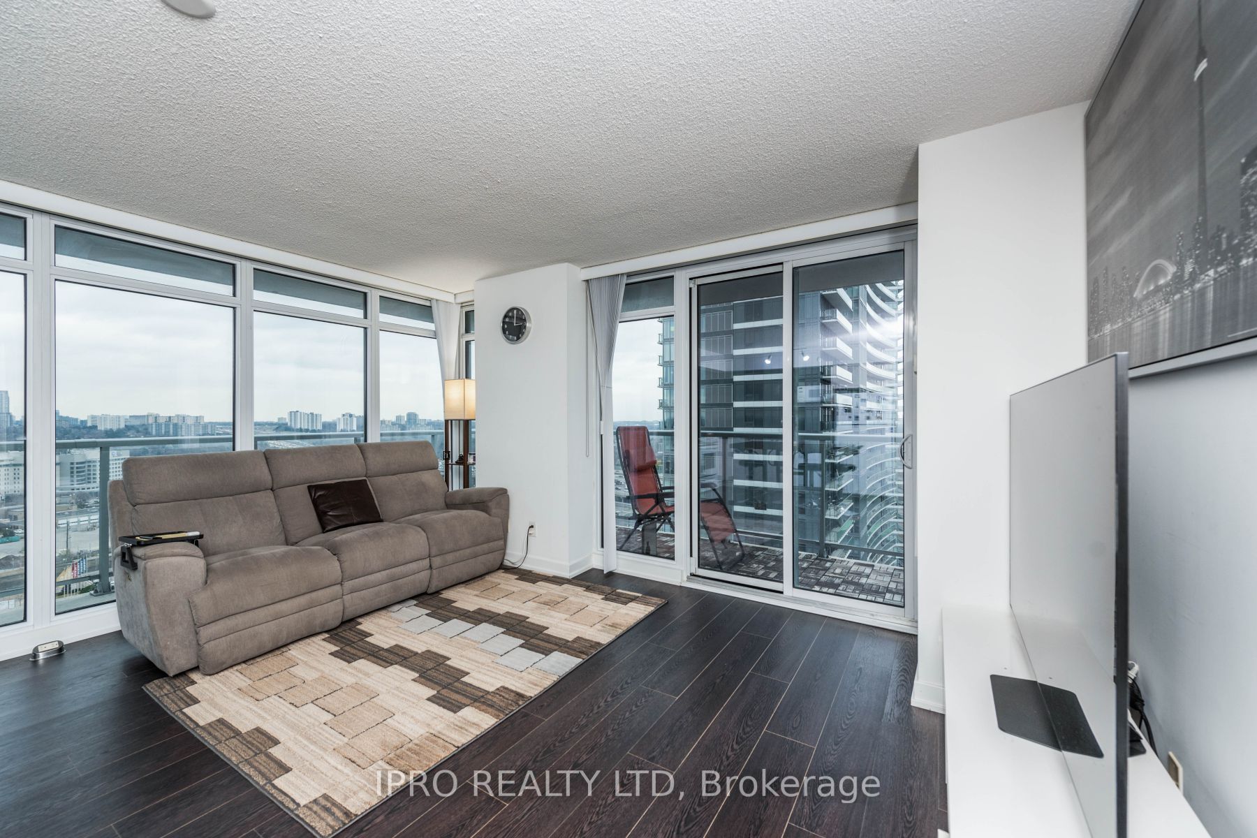 72 Esther Shiner Boulevard, #2115