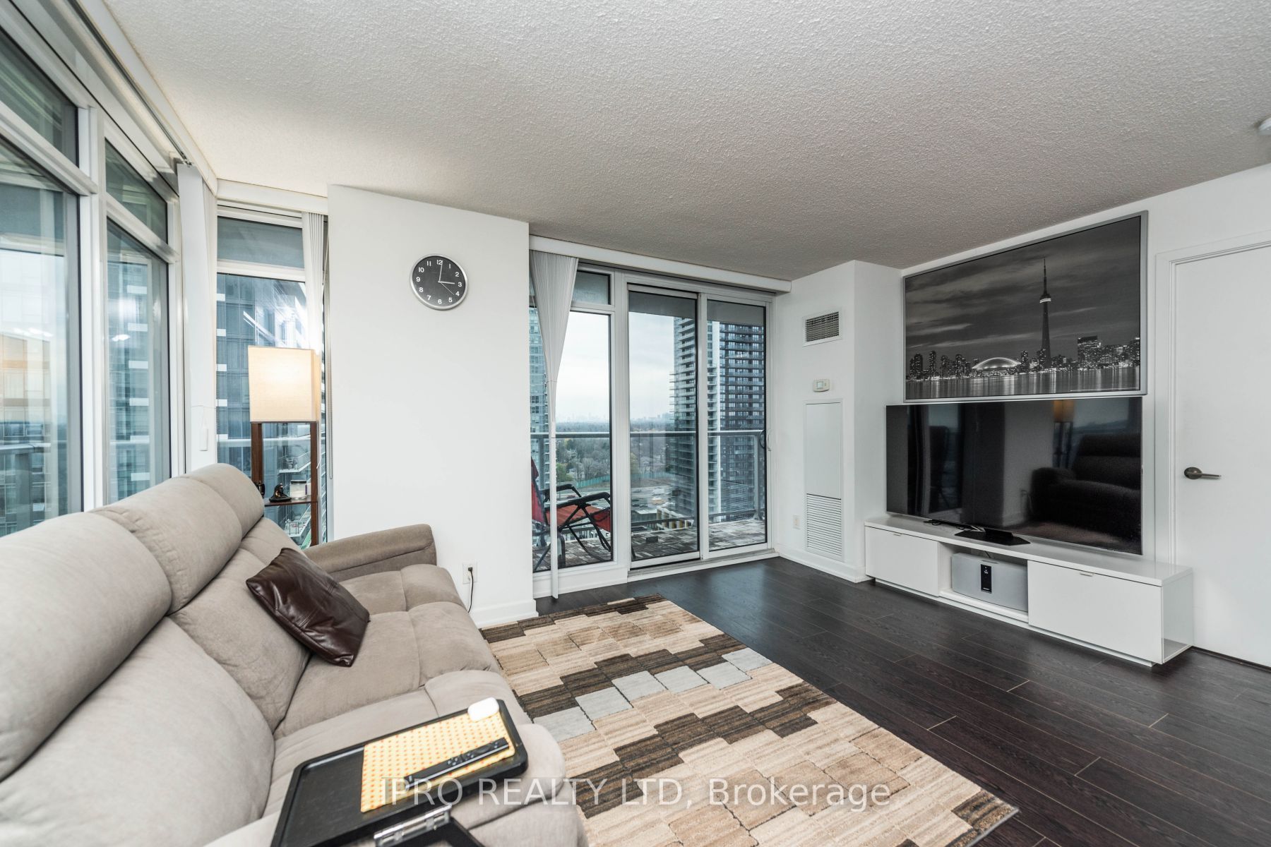 72 Esther Shiner Boulevard, #2115