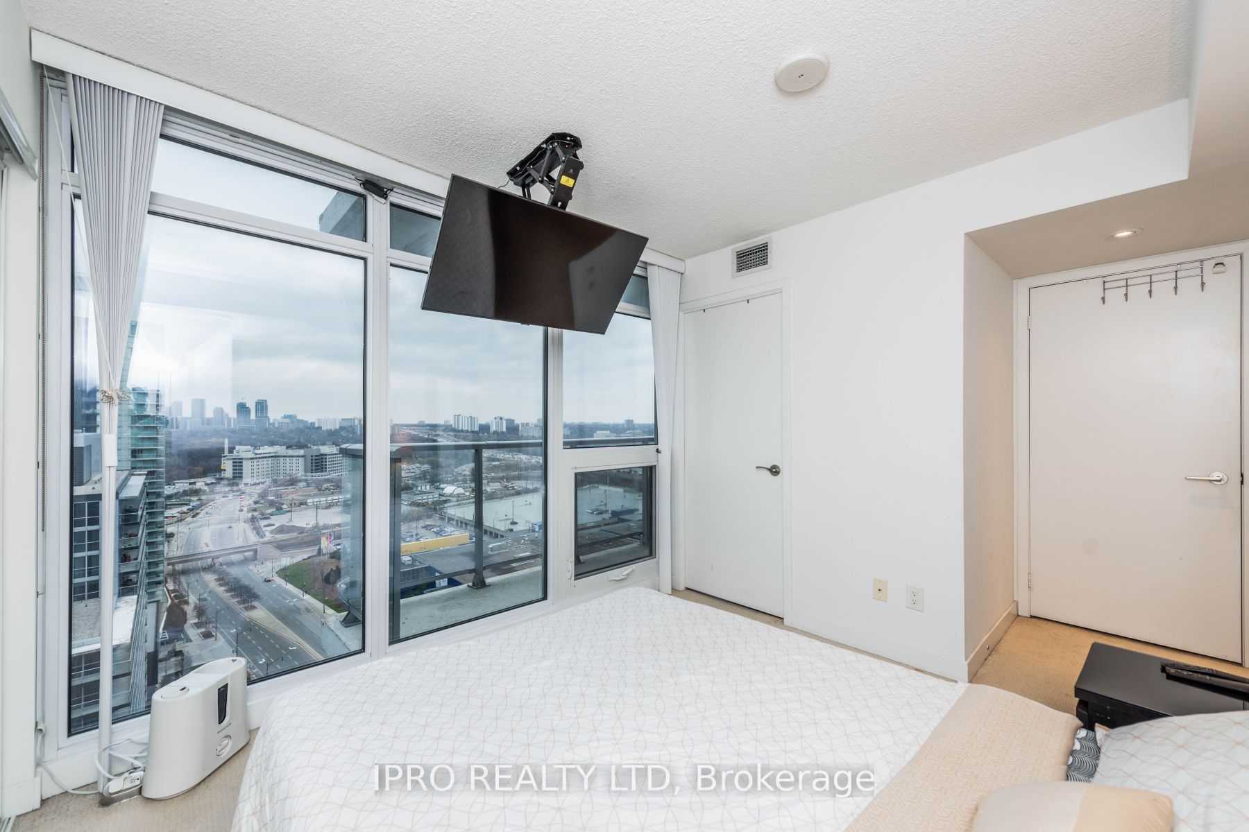 72 Esther Shiner Boulevard, #2115