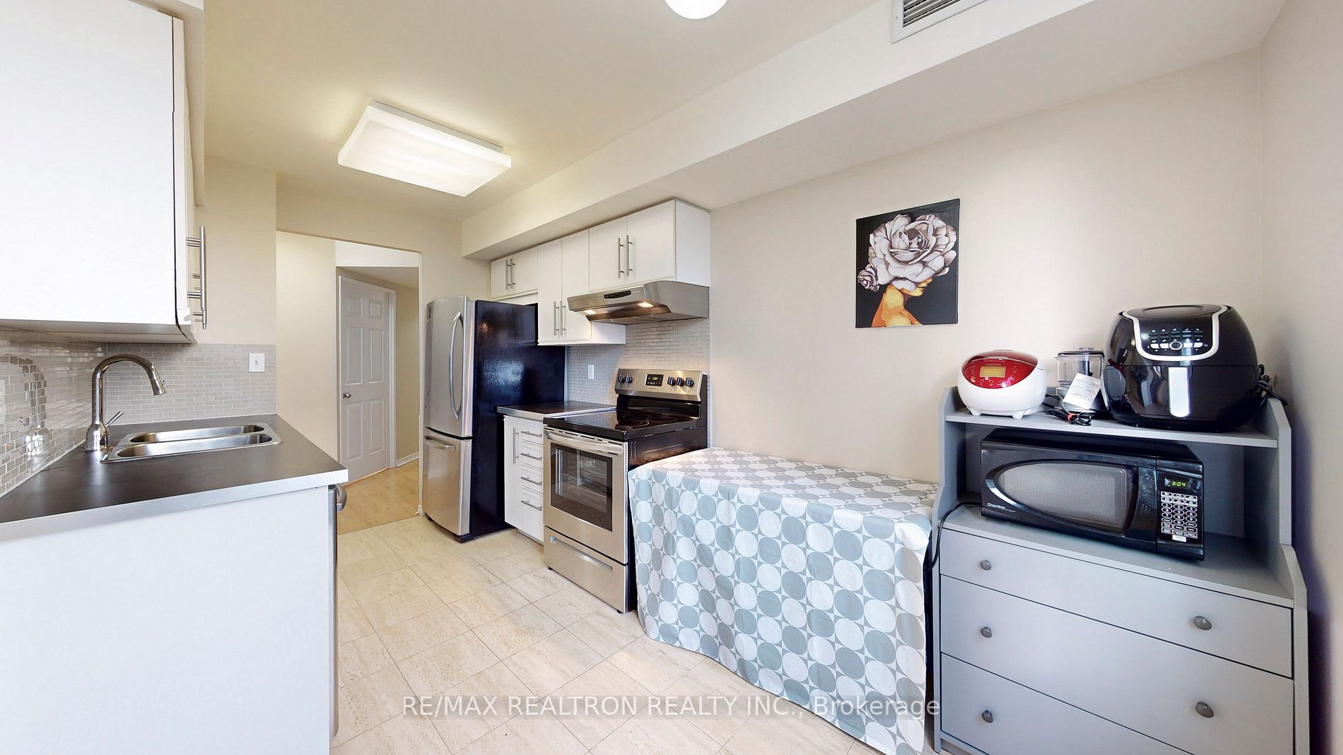 35 Empress Avenue, #507
