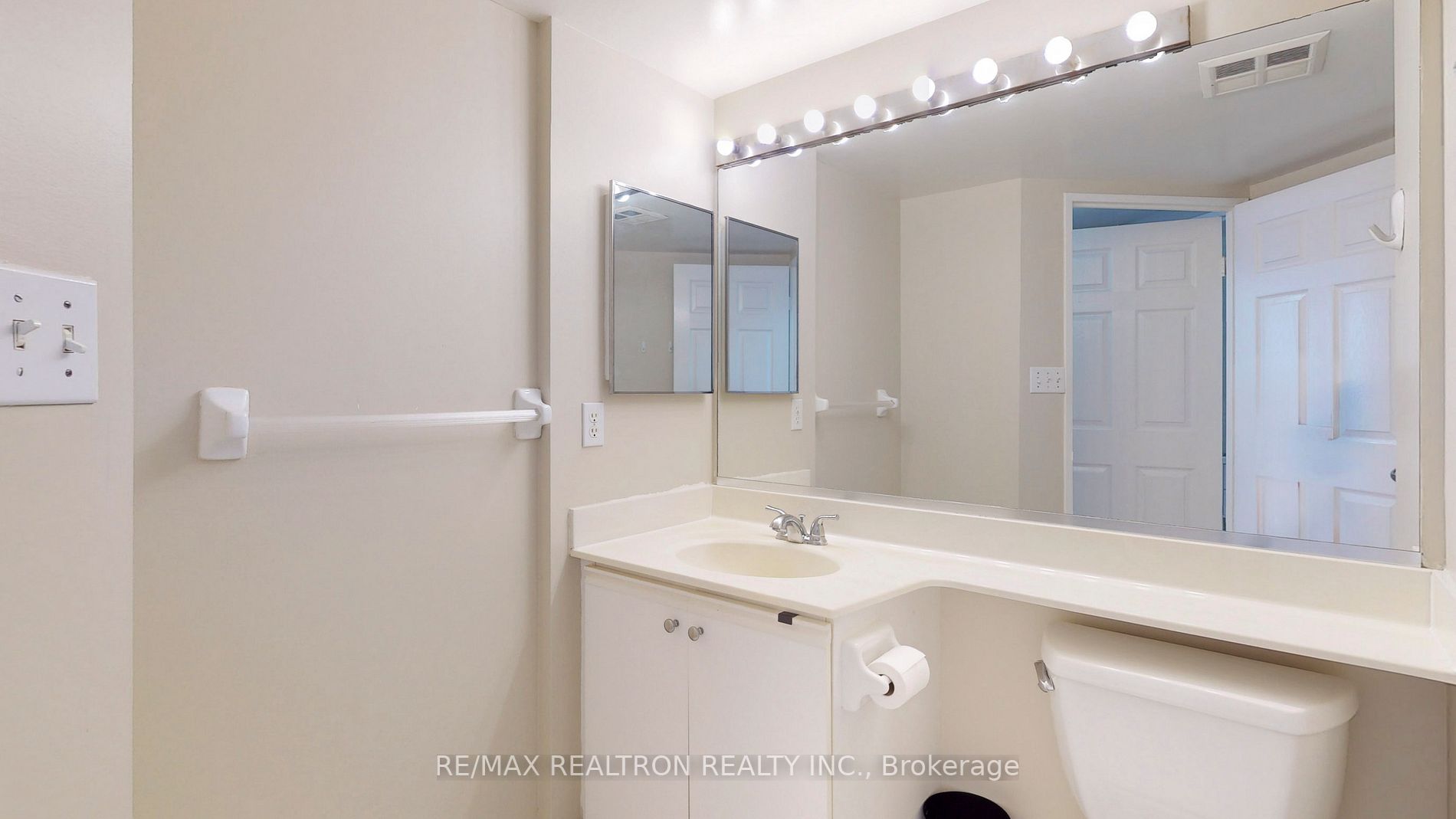 35 Empress Avenue, #507
