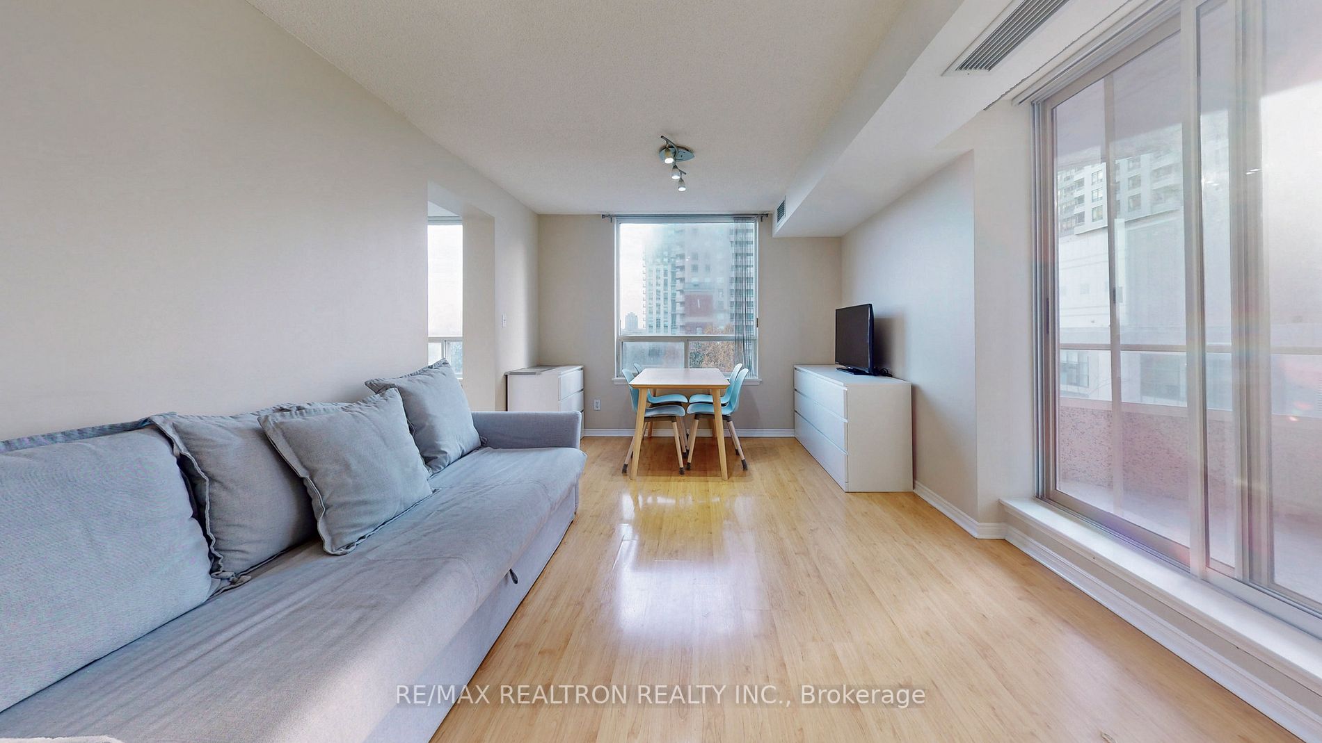35 Empress Avenue, #507