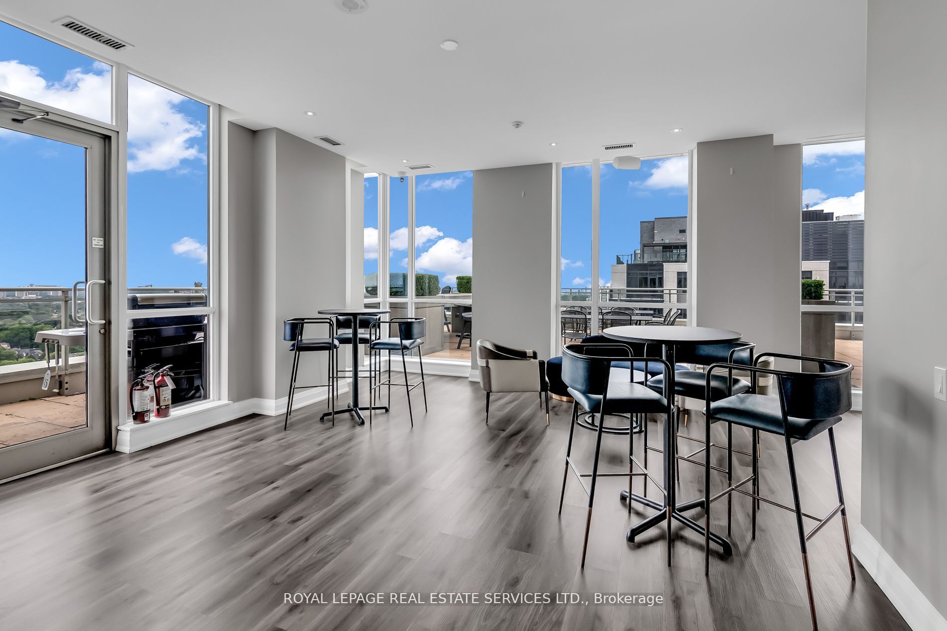 83 Redpath Avenue, #210