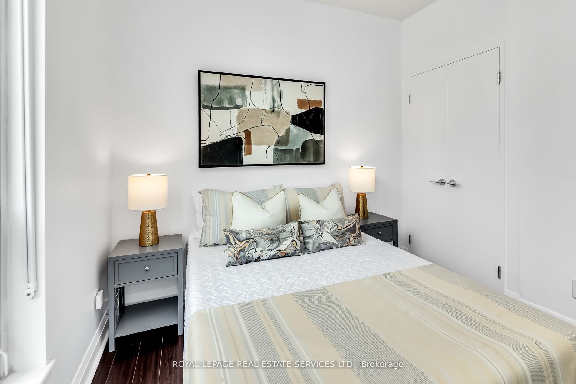 83 Redpath Avenue, #210