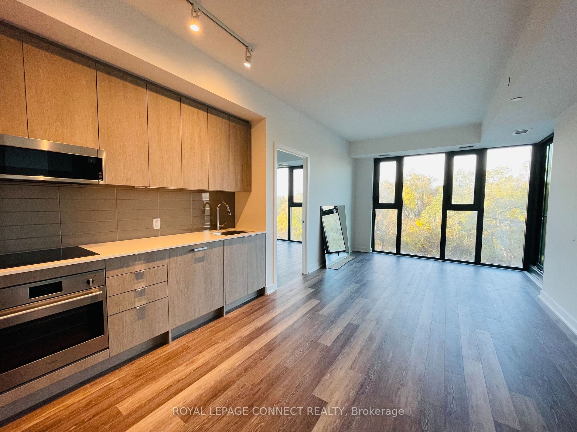 250 Lawrence Avenue W #504