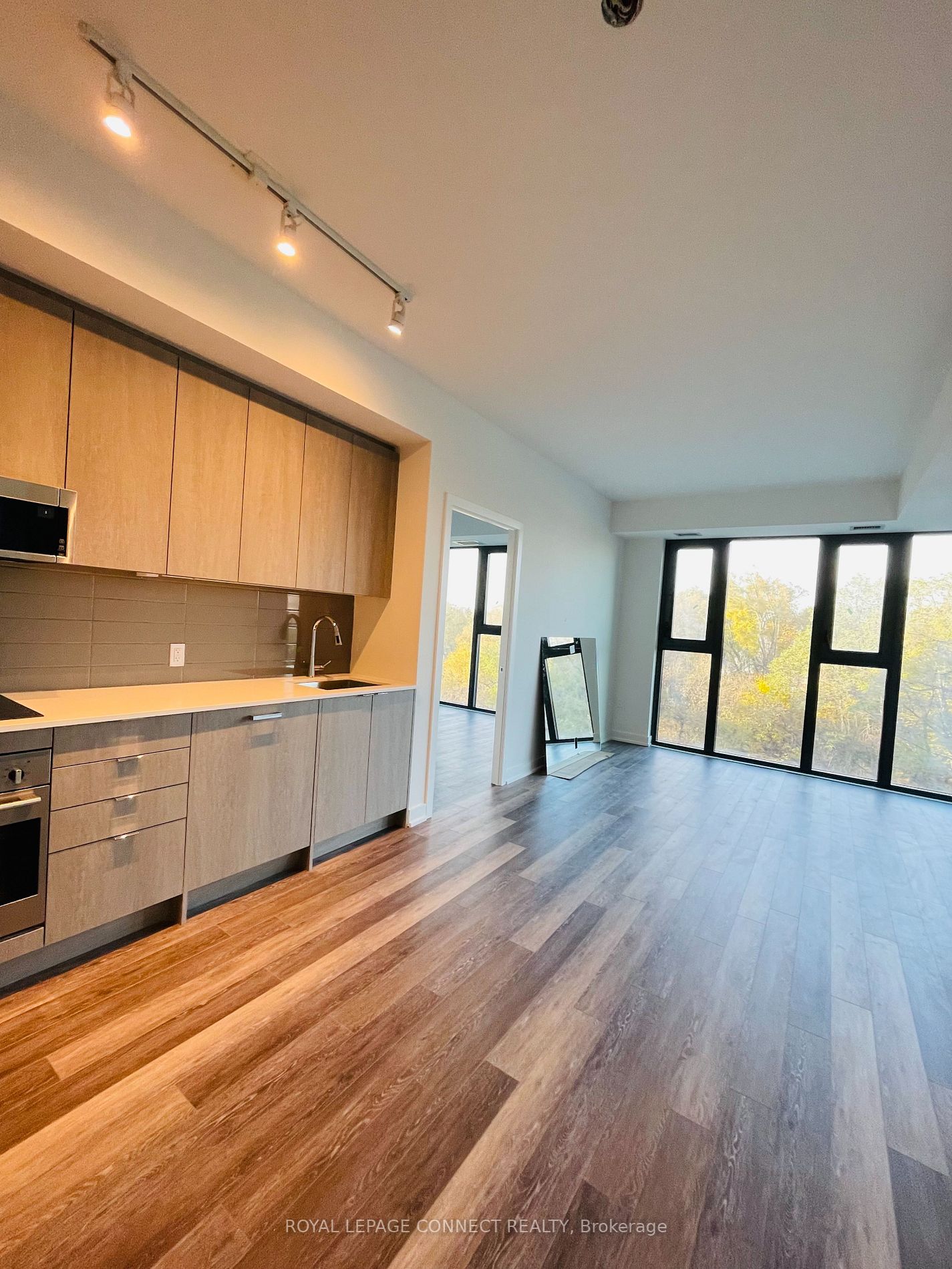 250 Lawrence Avenue W #504