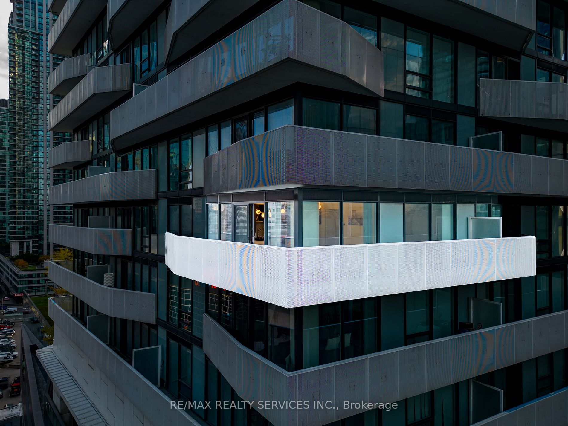 100 Harbour St, #1202